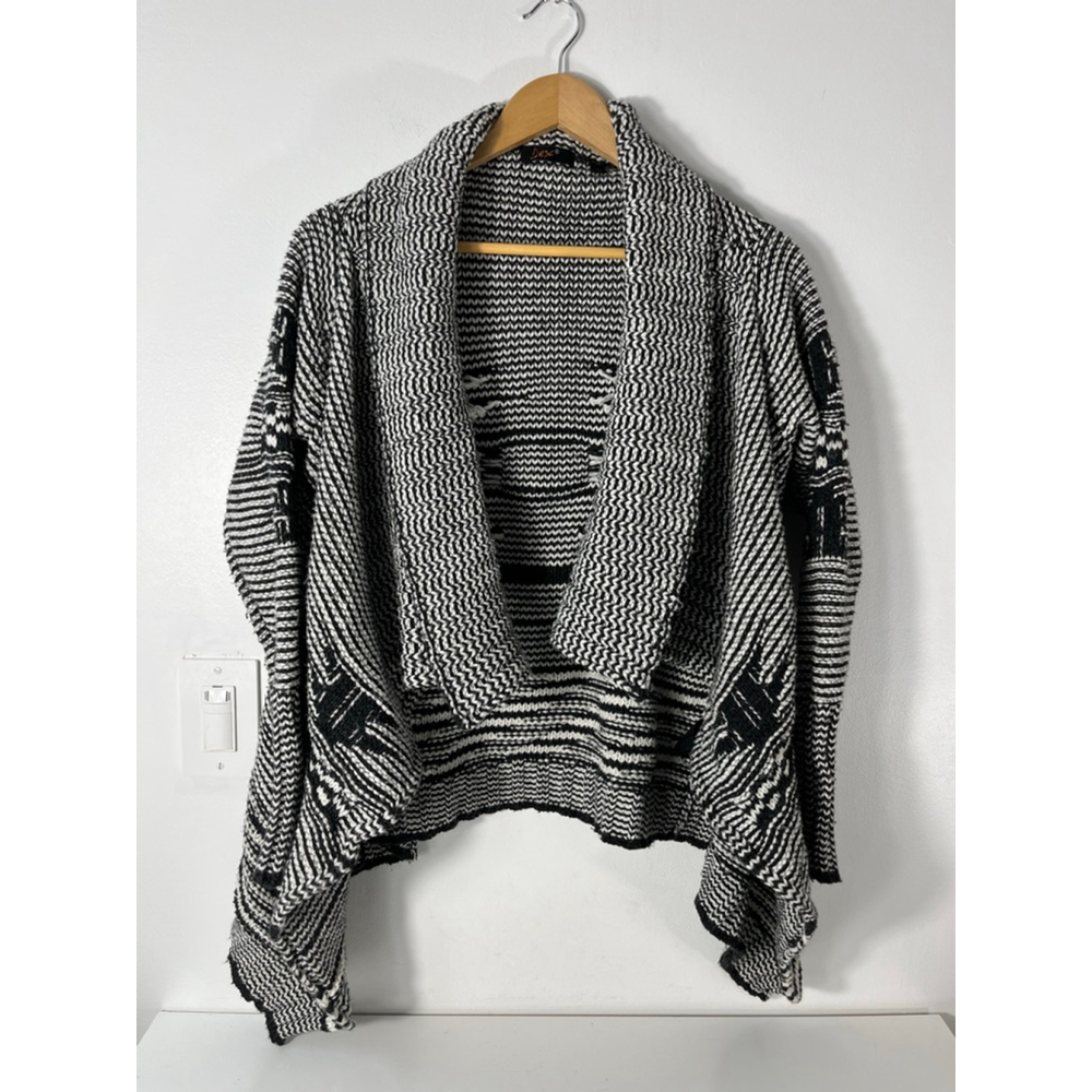 Dex Womens Size Small Black and White Shawl Aztec Sweater Open Front Cardigan